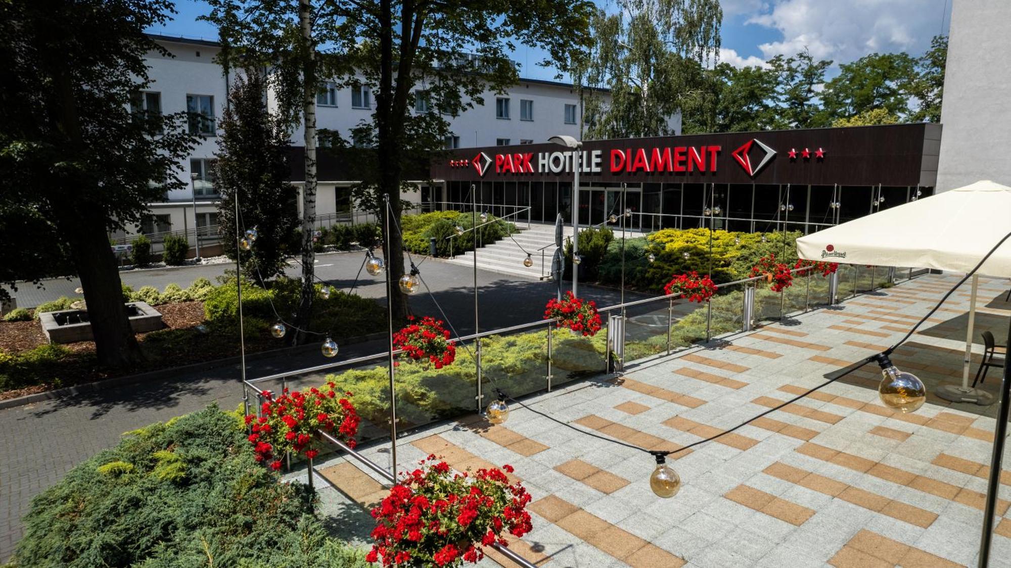 Hotel Diament Zabrze - Gliwice מראה חיצוני תמונה