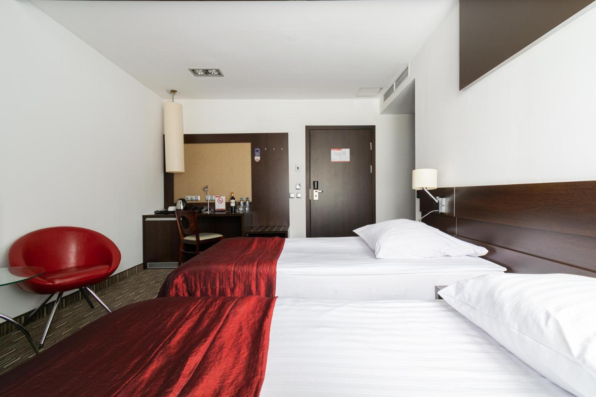 Hotel Diament Zabrze - Gliwice מראה חיצוני תמונה
