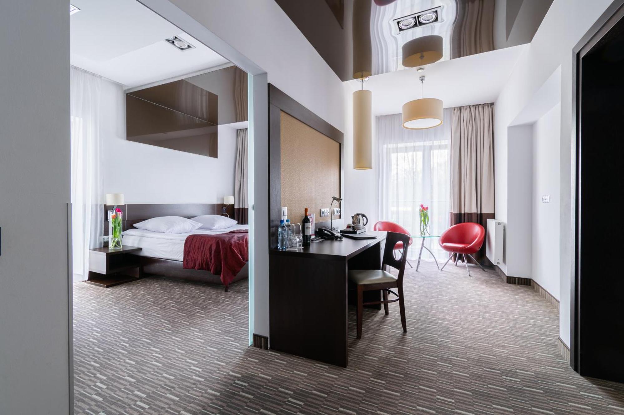 Hotel Diament Zabrze - Gliwice מראה חיצוני תמונה
