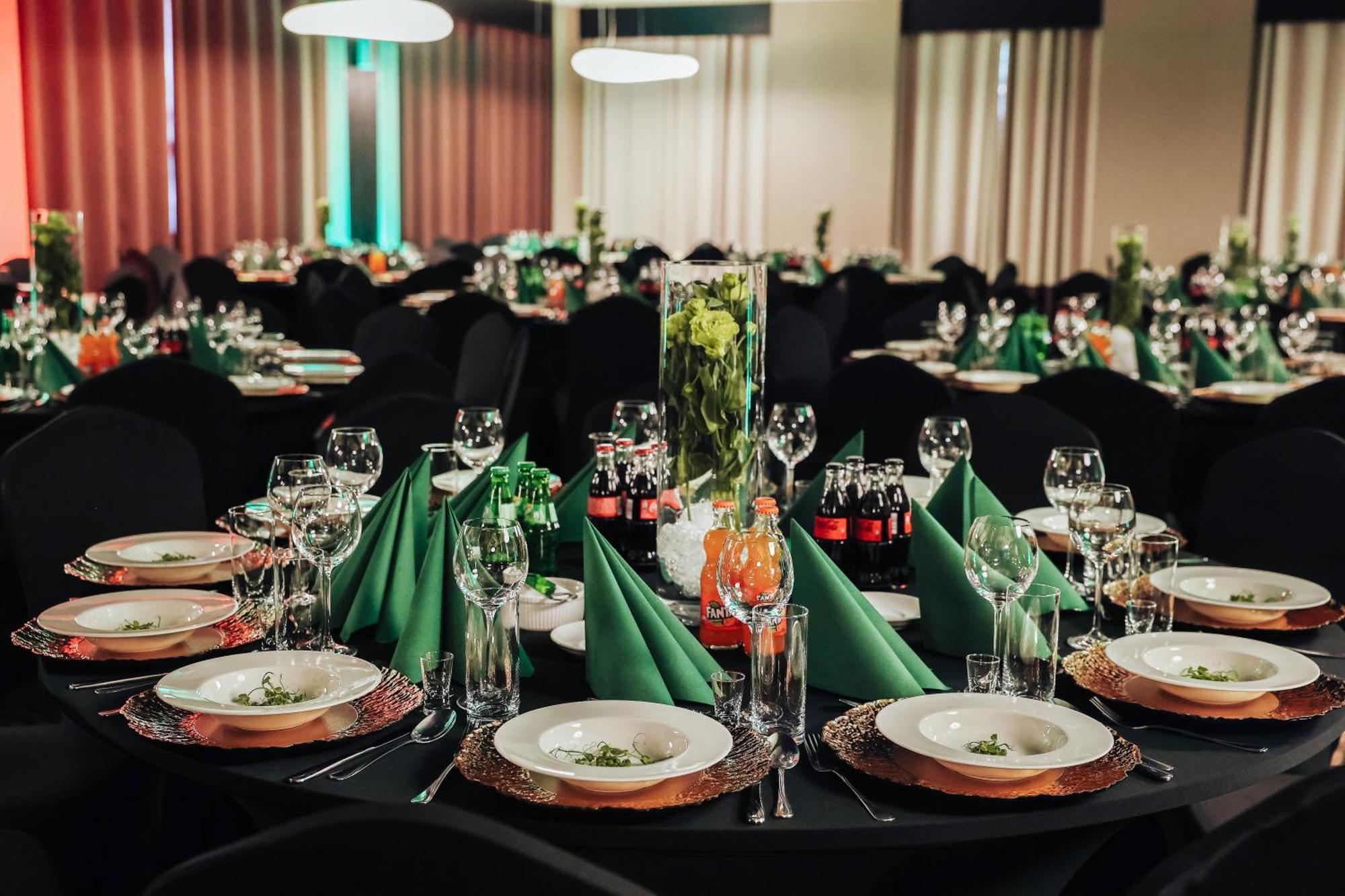 Hotel Diament Zabrze - Gliwice מראה חיצוני תמונה